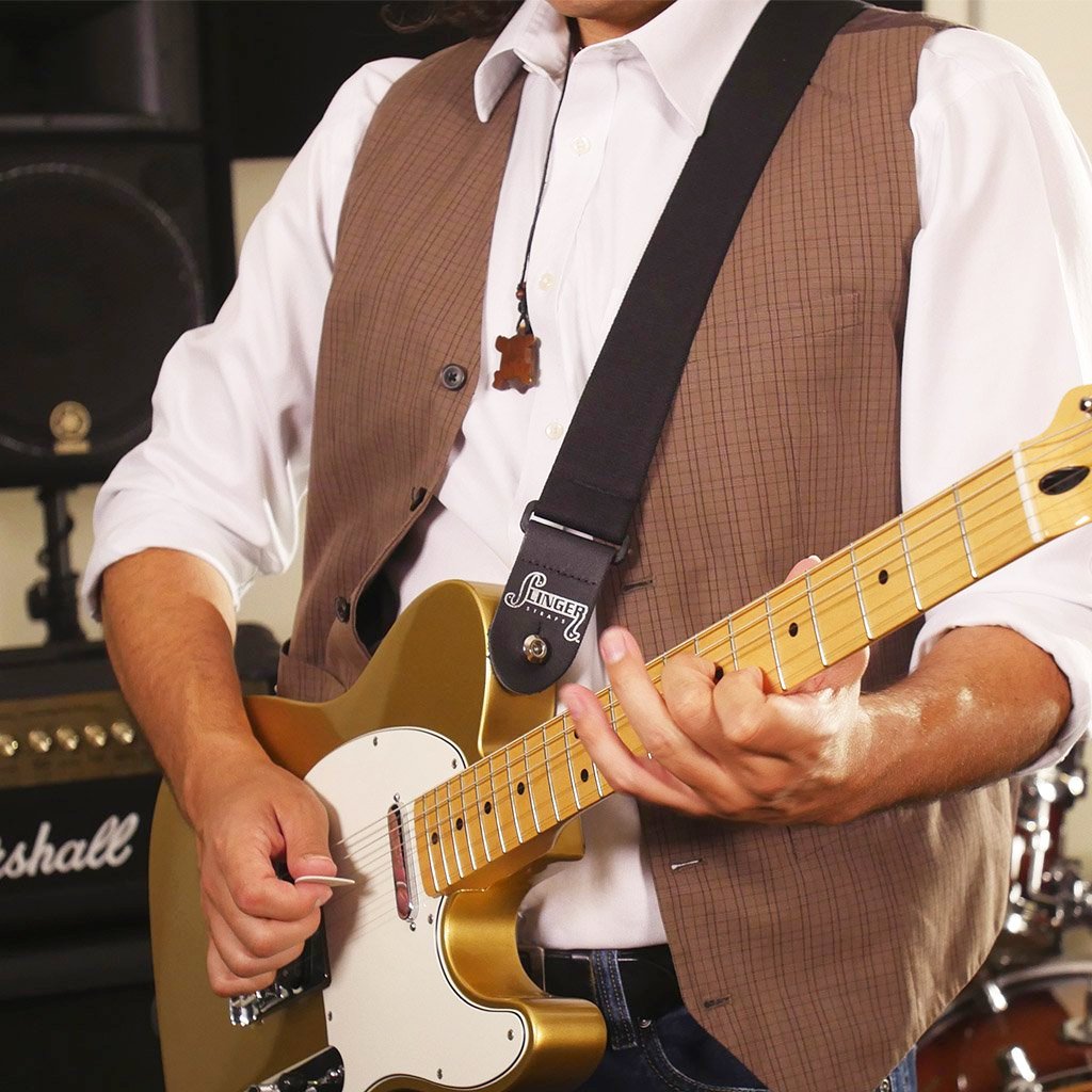 Slinger Straps comfort stretch elastic guitar strap with a Fender Telecaster guitar